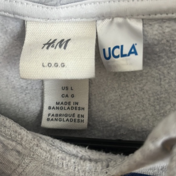 Women’s hoodie size Large. - Picture 4 of 4